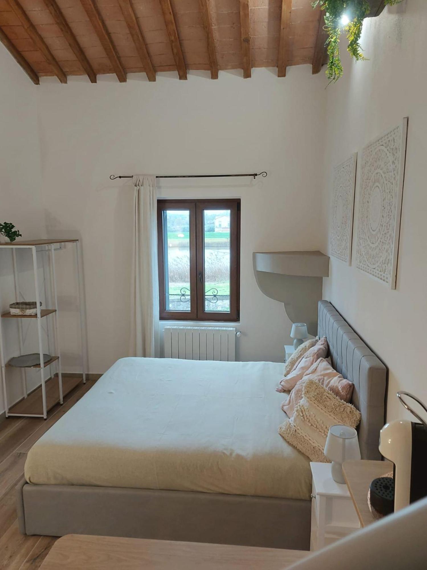 La Garitta - Suite & Apartment In Tuscan Villa On The River ピサ 部屋 写真